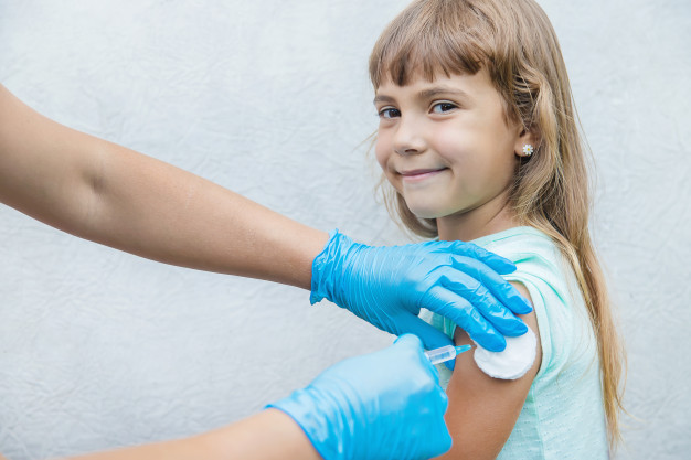 Imunisasi Dasar untuk Anak