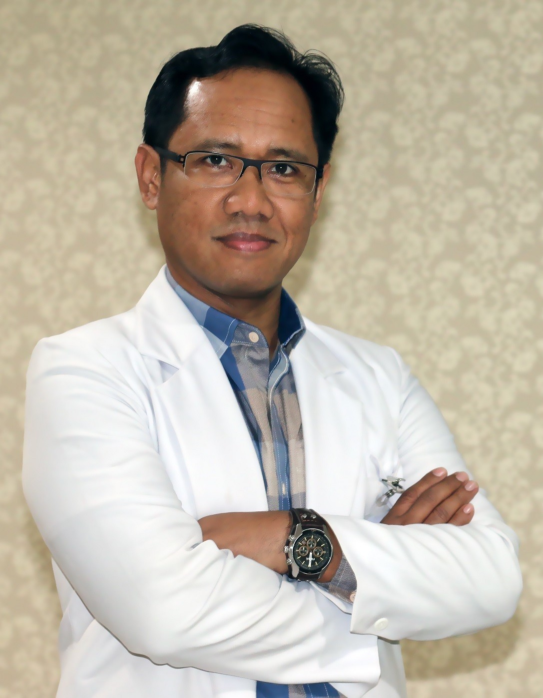 
								Dr M. Taufiq, SpOT								